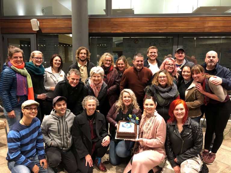 FLP 2019 group and cake